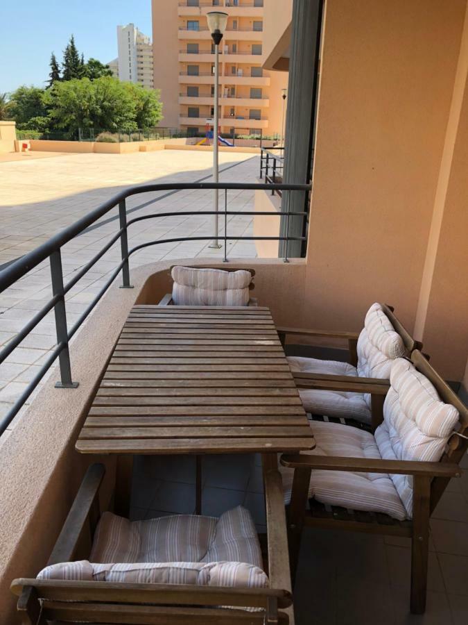 Awesome Apartment In Praia Da Rocha 포티마오 외부 사진